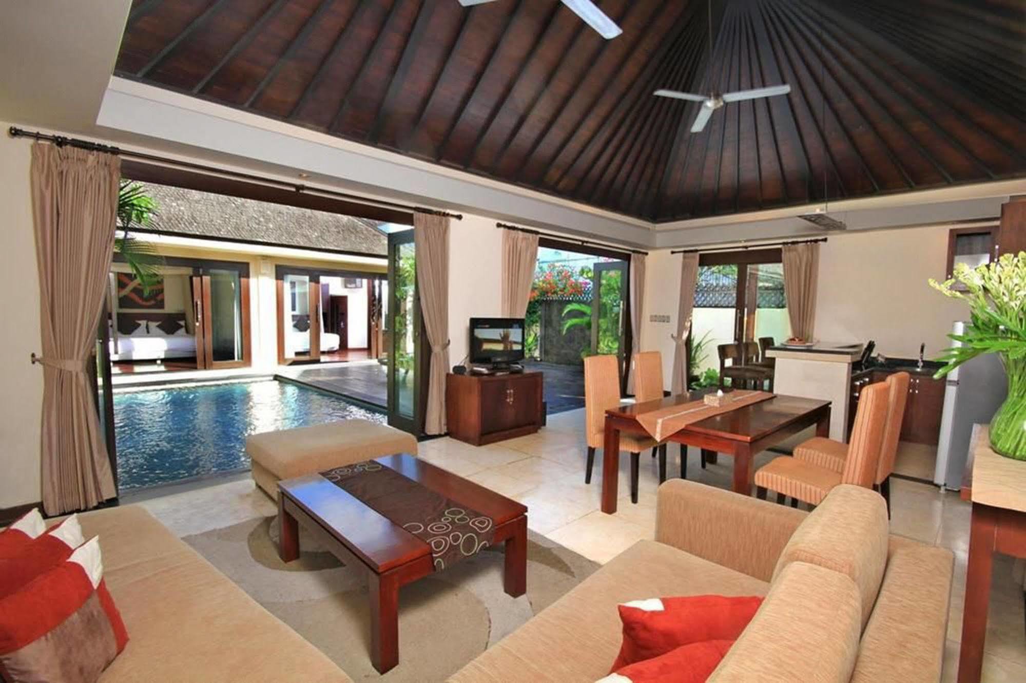 The Seri Villas Seminyak By Premier Hospitality Asia Extérieur photo